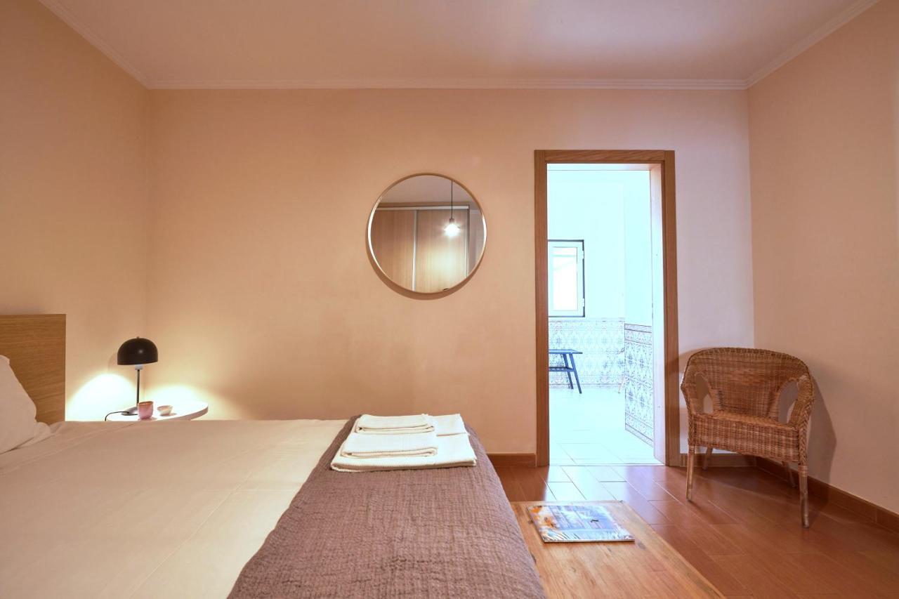 Spacious And Renovated Apartment With Amazing Patio, By Timecooler Лиссабон Экстерьер фото